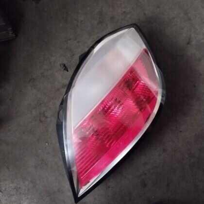 Piloto trasero derecho Opel
                            Astr