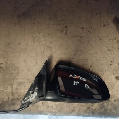 Retrovisor derecho Audi A3
                            año 2