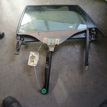 Cristal y elevalunas Audi
                            A3 200