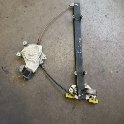 Elevalunas Nissan micra
                            delantet