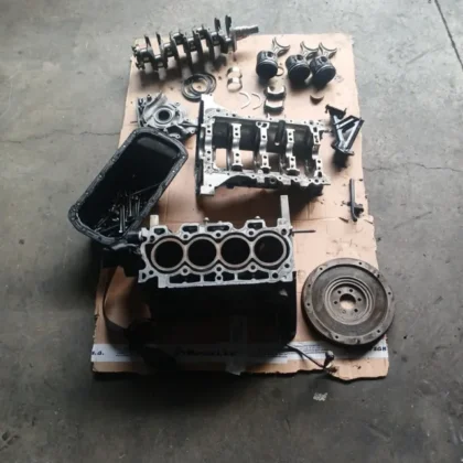 Motor Peugeot 8H01 Despiece