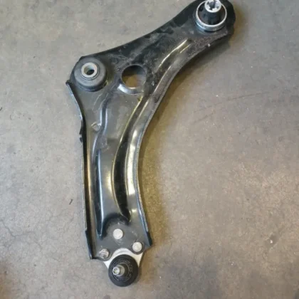 Brazo Suspensión Renault
                            Kangoo