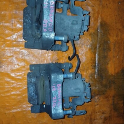 Pinzas delanteras Citroen
                            Berlin