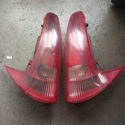 PILOTOS TRASEROS PEUGEOT
206 SW