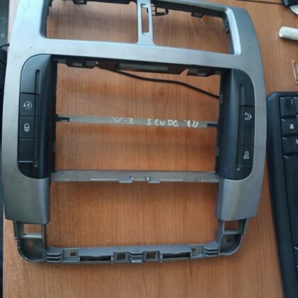 Consola central Fiat Scudo
2014