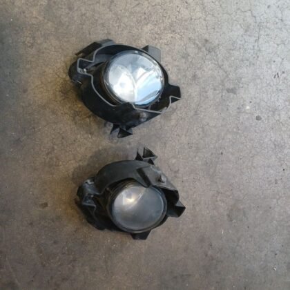 Antinieblas Nissan Qashqai
                            2009
