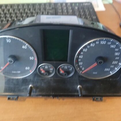 Cuadro Instrumentos VW Touran 2.0 BKD