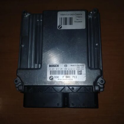 Centralita ECU BMW E90 2007