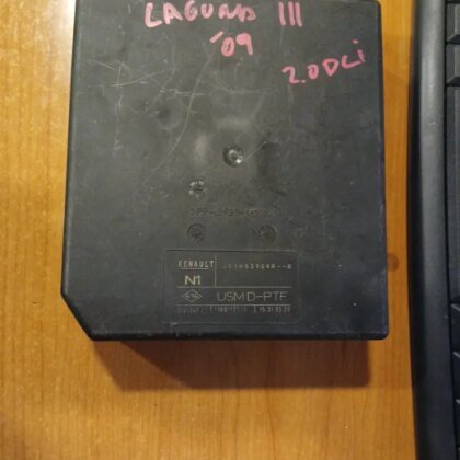 Caja Fusibles Renault
                            Laguna III