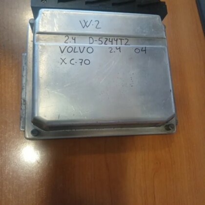 Centralita ECU Volvo XC-70
                            2.4