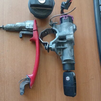 Cerradura y tapón Ibiza 6J