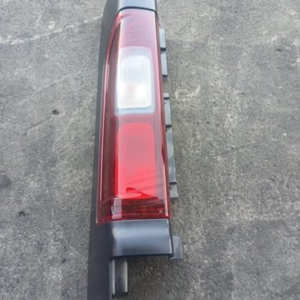 Piloto Trasero Renault Trafic 2024