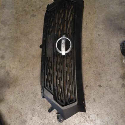 Rejilla Delantera Nissan Townstar 2025