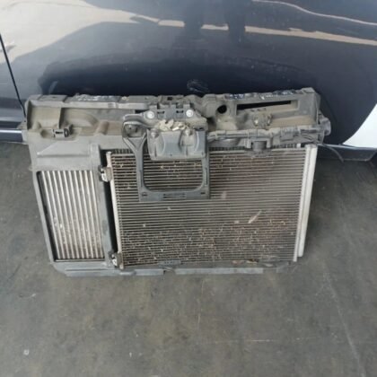Soporte Radiadores Peugeot 2008 Completo