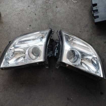 Pareja faros delanteros Opel Vectra 2003