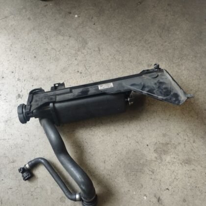 Depósito de agua BMW 320
                            E46