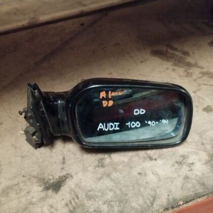 Retrovisor derecho Audi 100
                            año