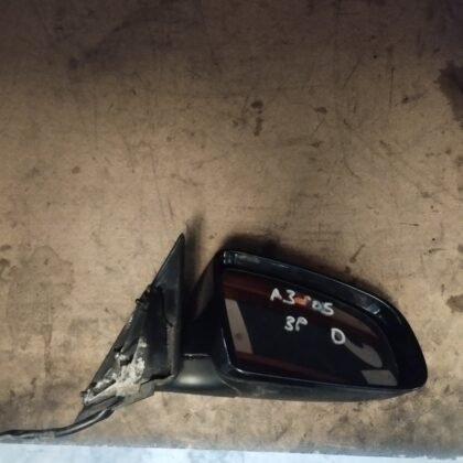Retrovisor derecho Audi A3
                            año 2