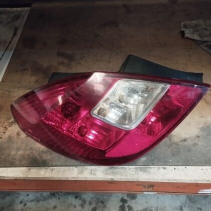 Piloto trasero izq Opel corsa D 2008